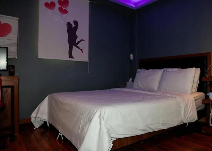 Nidonado Motel *